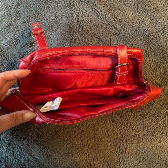 Avon small red clutch purse/makeup bag NWOT - Picture 6 of 13